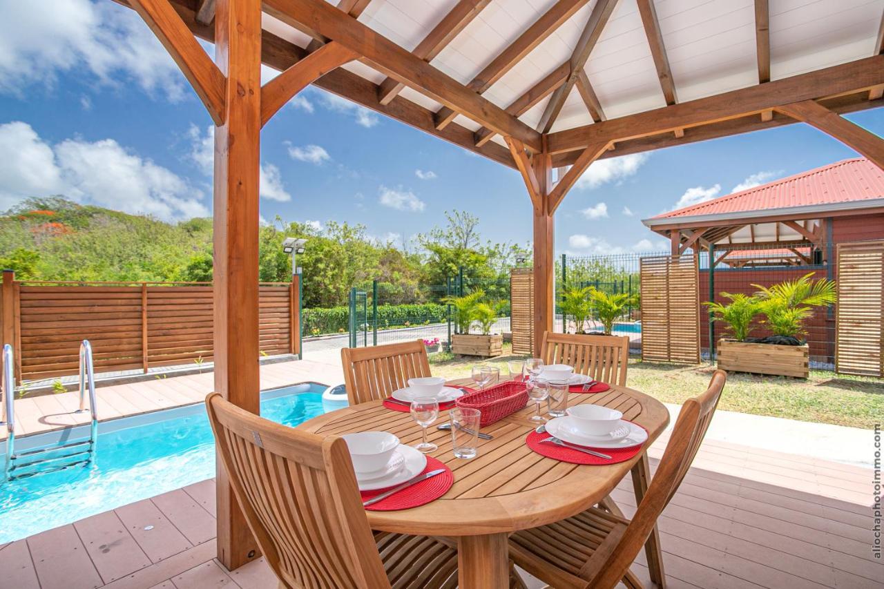 Bungalow Pom 1, Piscine, A 5 Min Des Plages Le Vauclin Exterior photo